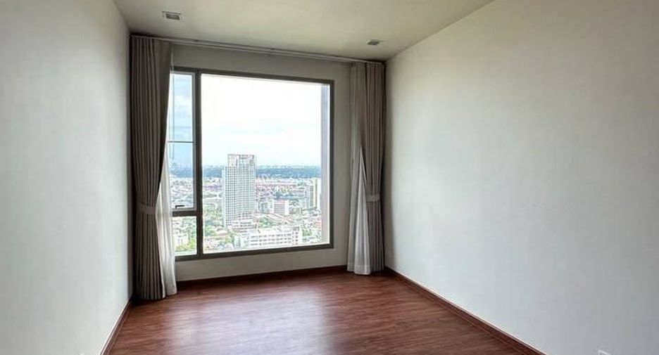 Wohnung zur Miete mit 3 Zimmer in Khlong Toei, Bangkok