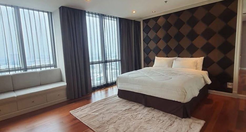 À louer 3 chambres appartement à Watthana, Bangkok