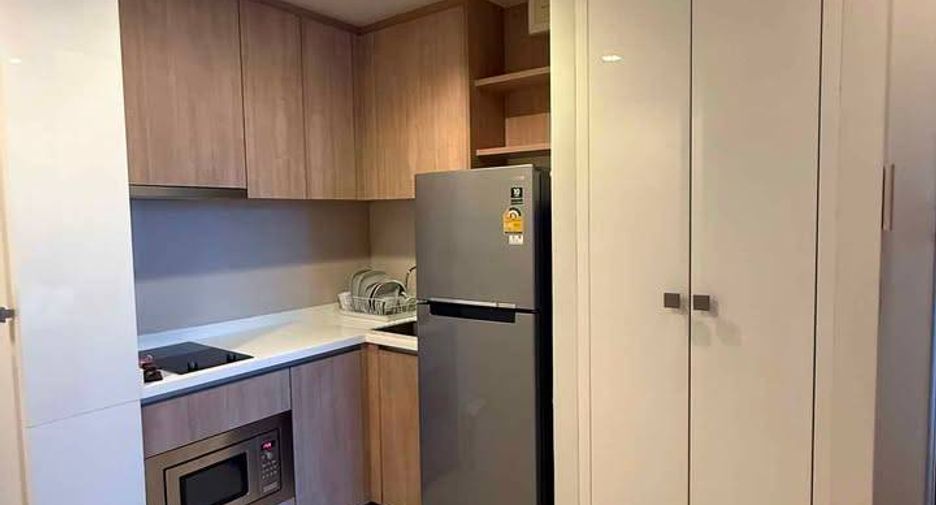Condo en alquiler de 1 habitaciones en Watthana, Bangkok