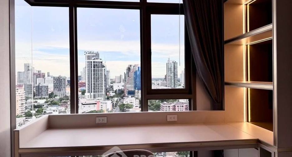 Condo en alquiler de 1 habitaciones en Watthana, Bangkok