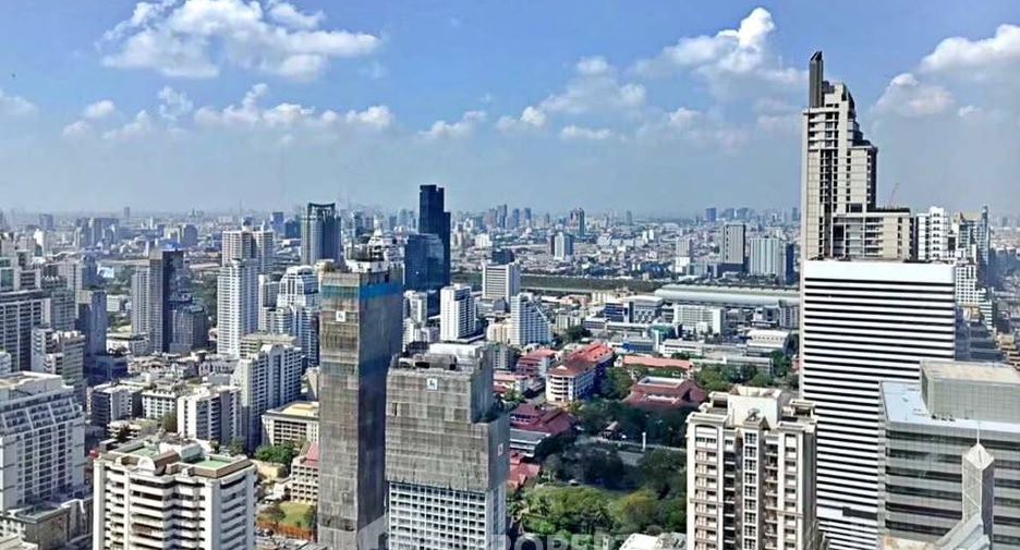 For rent 2 bedrooms condo in Khlong Toei, Bangkok