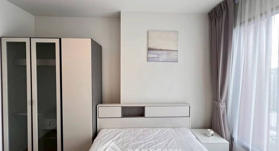 For rent 1 bed condo in Huai Khwang, Bangkok