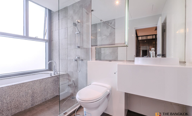 For sale 1 bed condo in Yan Nawa, Bangkok