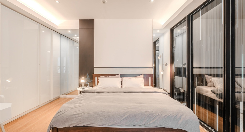 For rent 1 bed condo in Yan Nawa, Bangkok