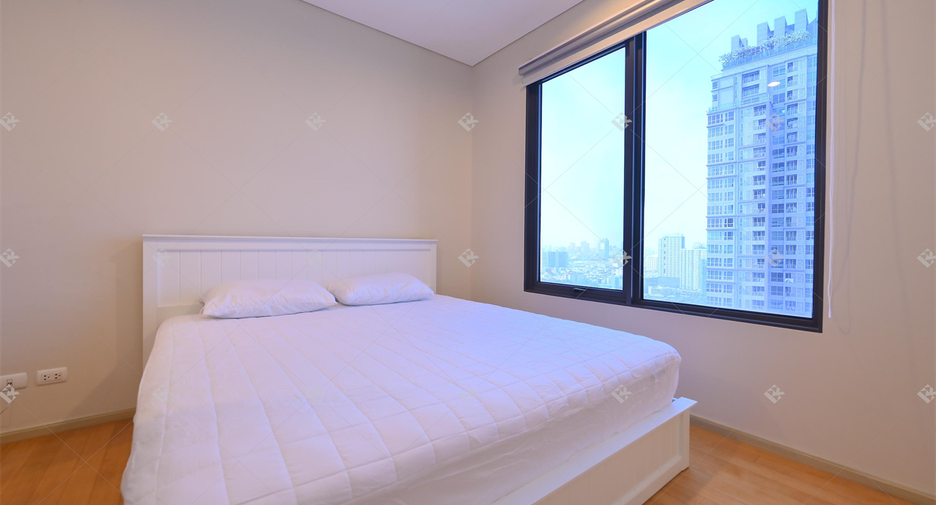 For sale 1 bed condo in Watthana, Bangkok