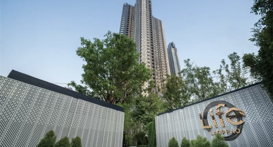 For sale 2 bedrooms condo in Chatuchak, Bangkok