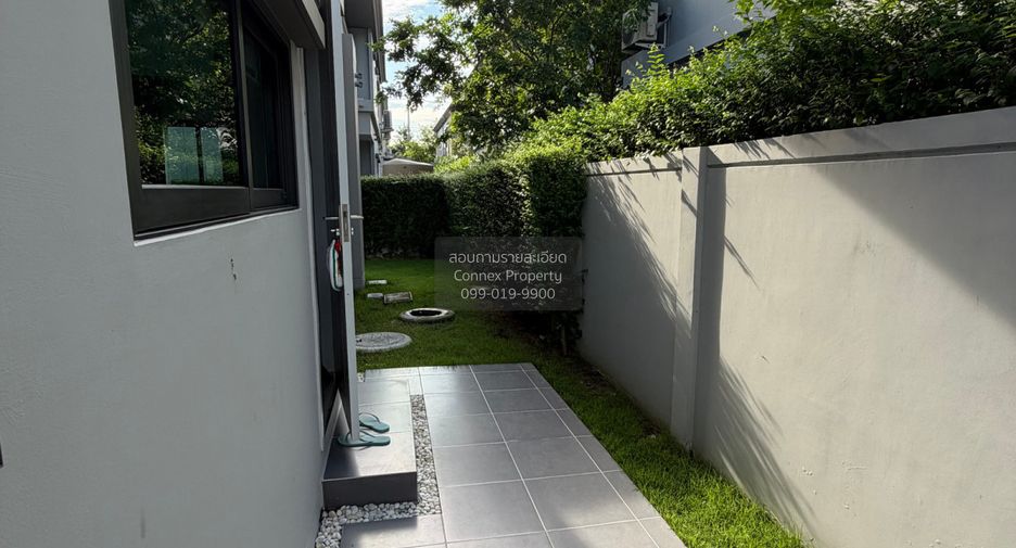 For rent 3 bedrooms house in Mueang Pathum Thani, Pathum Thani