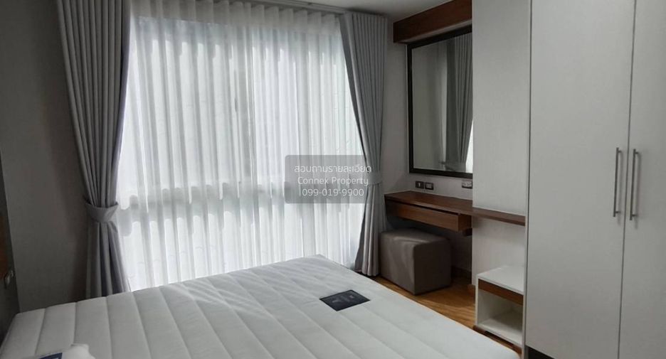 For rent 2 bedrooms condo in Phra Khanong, Bangkok