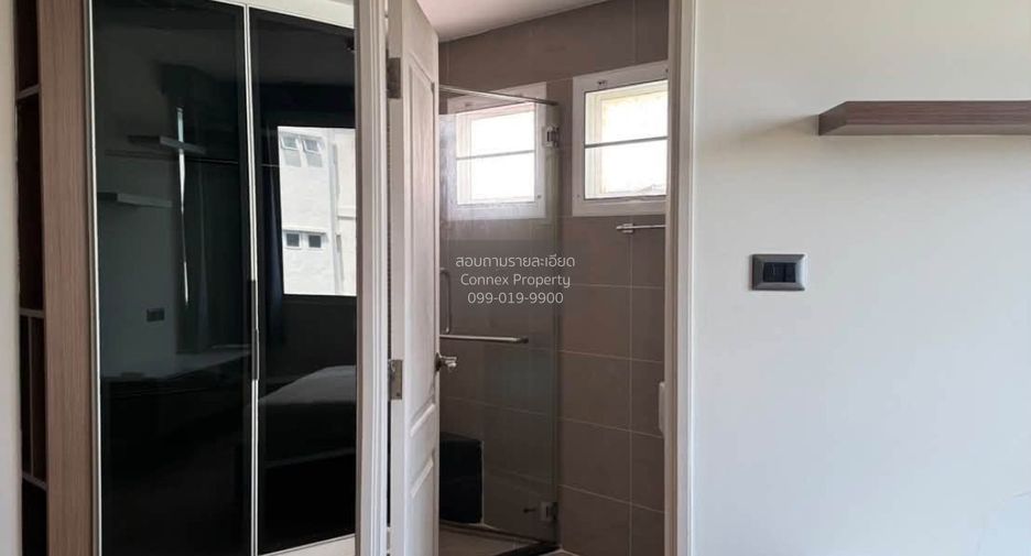 For rent 2 bedrooms condo in Huai Khwang, Bangkok