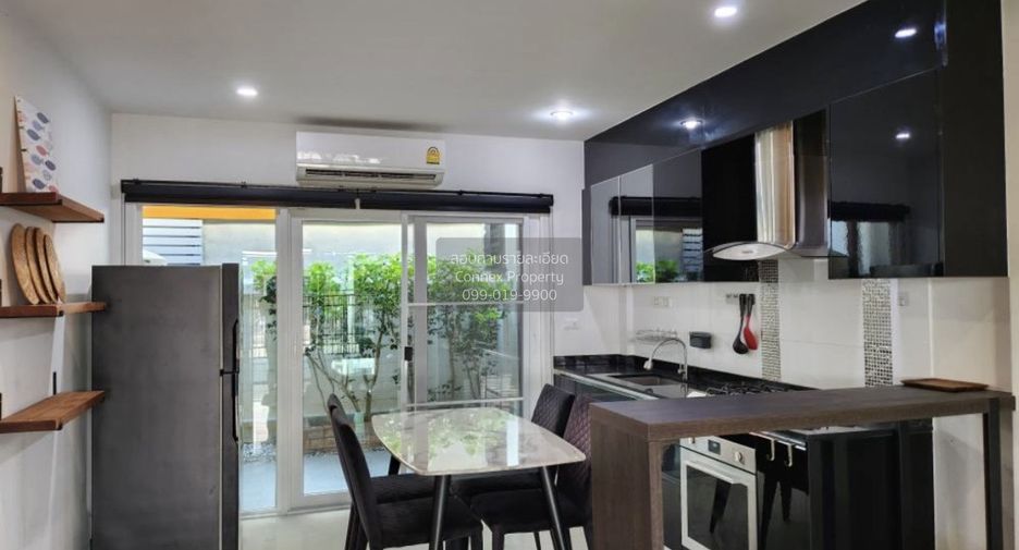 Casa adosada en alquiler de 3 habitaciones en Mueang Phuket, Phuket