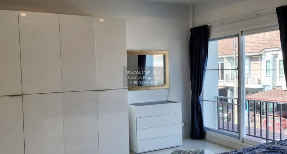 Casa adosada en alquiler de 3 habitaciones en Mueang Phuket, Phuket