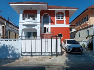 Haus zur Miete mit 2 Zimmer in Mueang Samut Prakan, Samut Prakan