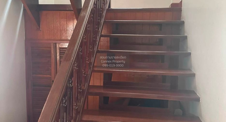 Haus zur Miete mit 4 Zimmer in Taling Chan, Bangkok