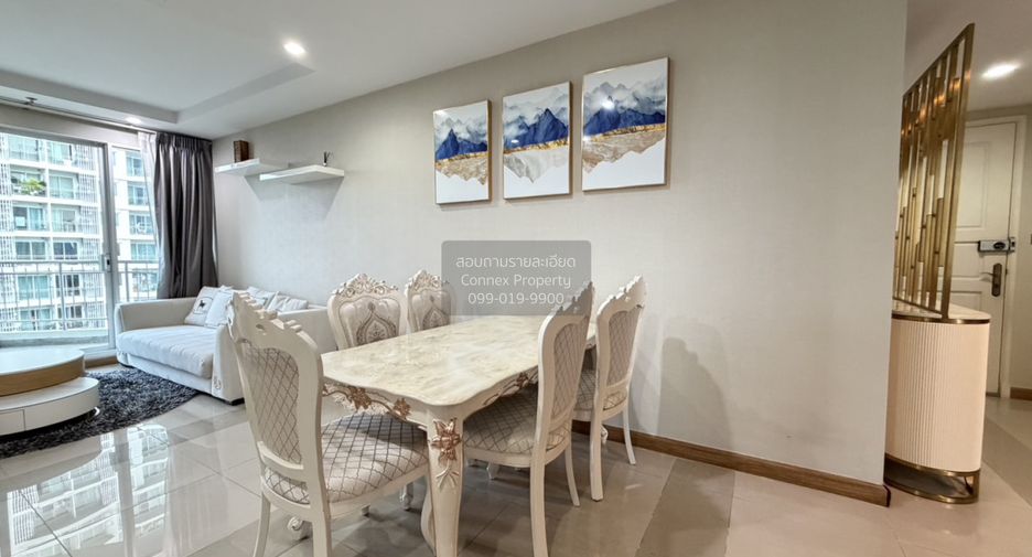 For rent 2 bedrooms condo in Huai Khwang, Bangkok