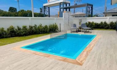 For rent 3 bedrooms house in Mueang Phuket, Phuket