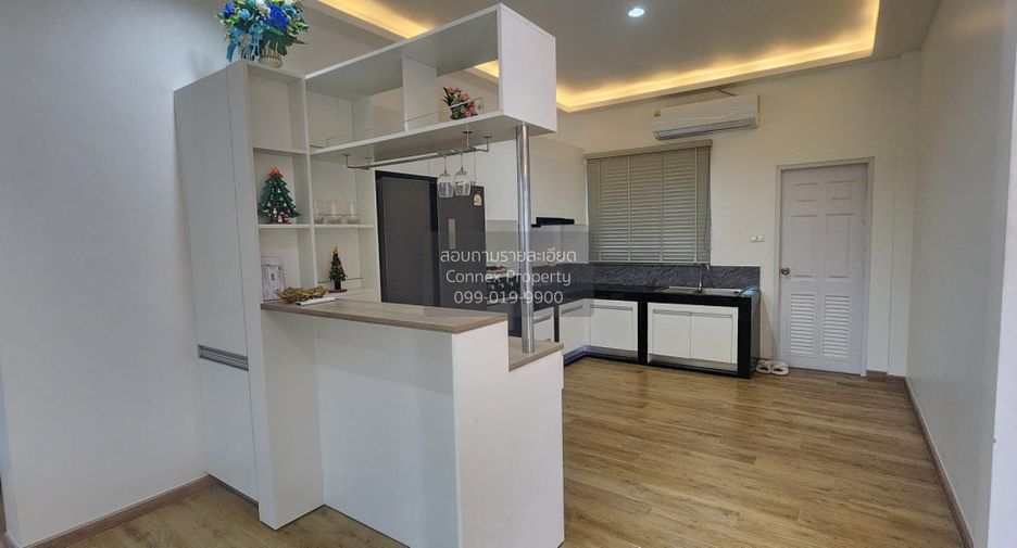 For rent 3 bedrooms house in Mueang Phuket, Phuket