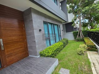 À louer 4 chambres maison à Bang Phli, Samut Prakan
