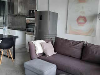 For rent 2 ベッドルーム condo in Bang Rak, Bangkok
