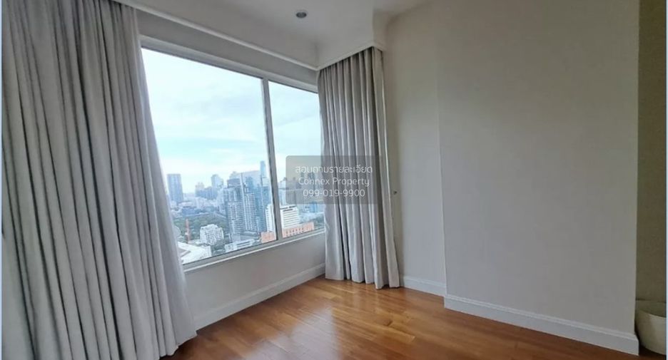 Condo en alquiler de 3 habitaciones en Pathum Wan, Bangkok