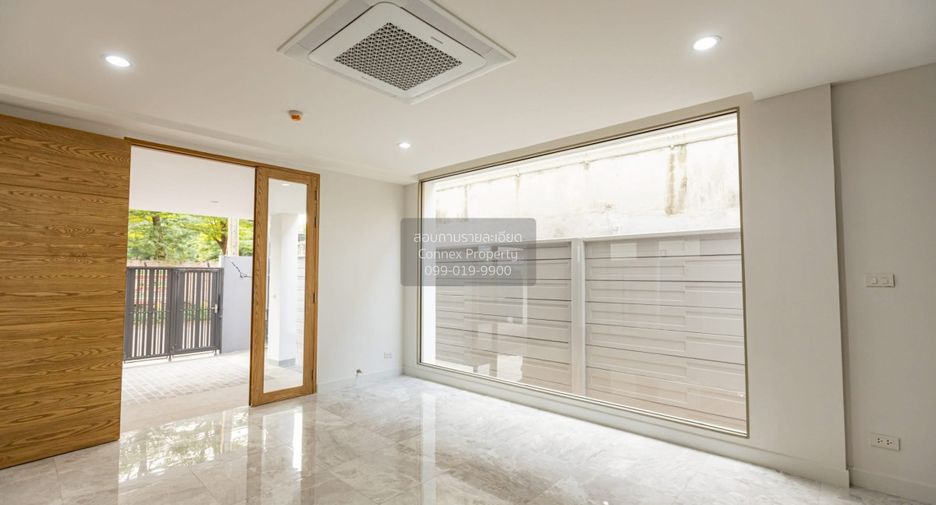 For sale 3 bedrooms house in Bueng Kum, Bangkok
