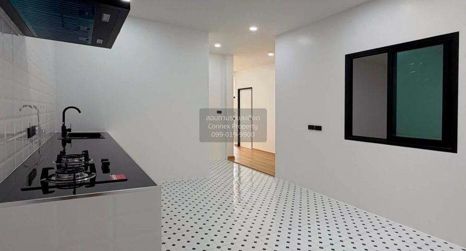 À vendre 2 chambres maison de ville à Mueang Phuket, Phuket