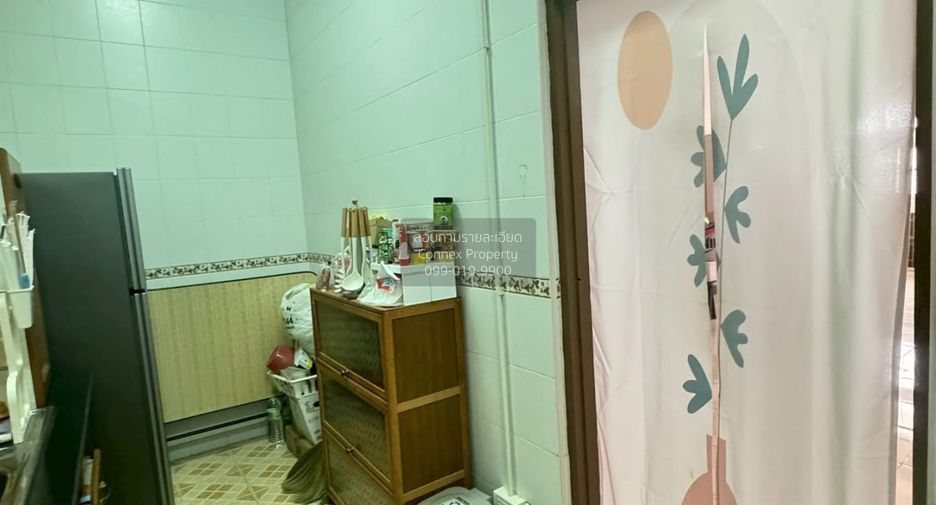 Casa adosada en venta de 4 habitaciones en Bangkok Yai, Bangkok
