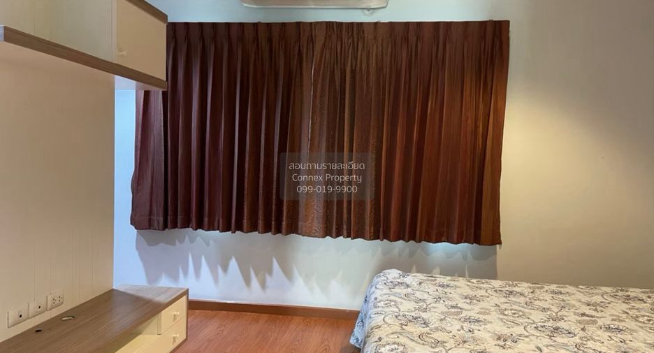 For sale 3 bedrooms townhouse in Chatuchak, Bangkok