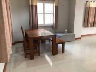 For sale 3 bedrooms townhouse in Chatuchak, Bangkok