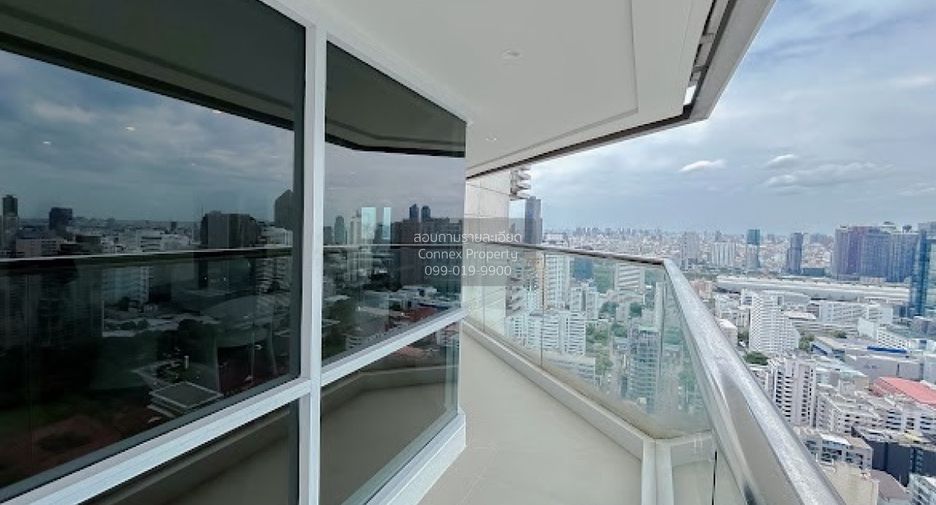 À vendre 4 chambres condo à Watthana, Bangkok