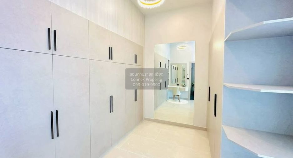 À vendre 4 chambres villa à Bang Lamung, Chonburi