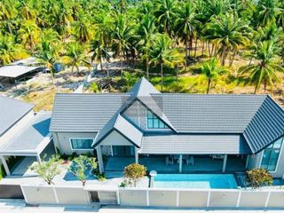 Villa zum Kauf mit 4 Zimmer in Bang Lamung, Chonburi