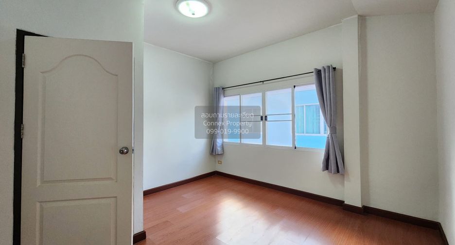 À vendre 3 chambres maison de ville à Mueang Phuket, Phuket