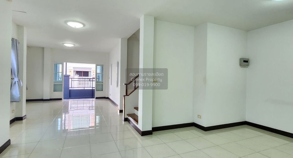 À vendre 3 chambres maison de ville à Mueang Phuket, Phuket