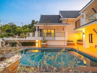 À vendre 4 chambres villa à Mueang Phuket, Phuket