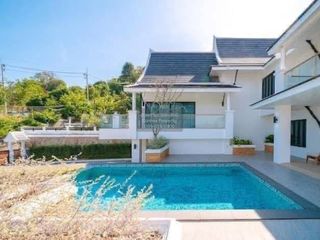 À vendre 4 chambres villa à Mueang Phuket, Phuket