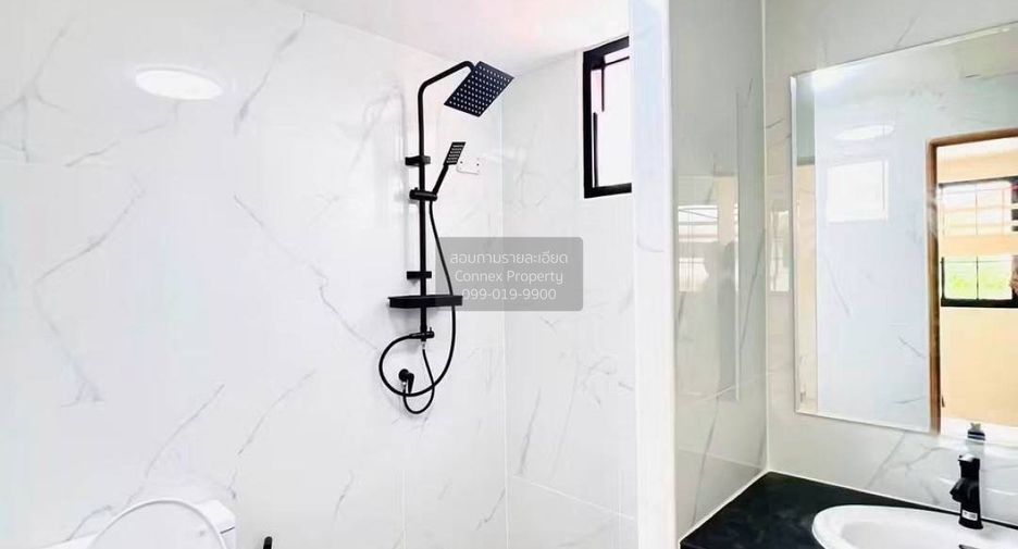 For sale 4 bedrooms house in Bang Yai, Nonthaburi