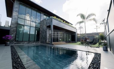 À vendre 5 chambres villa à Thalang, Phuket