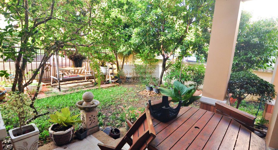 For sale 3 bedrooms house in Lat Krabang, Bangkok