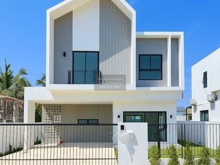 For sale 3 bedrooms house in Mueang Phuket, Phuket