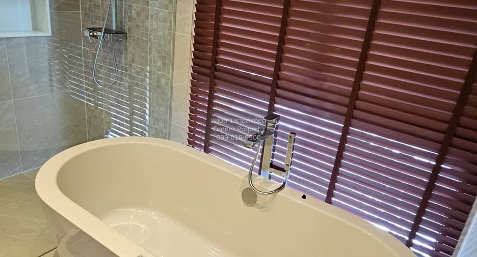 For sale 5 bedrooms villa in Mueang Phuket, Phuket