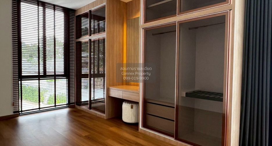 For sale 5 bedrooms villa in Mueang Phuket, Phuket