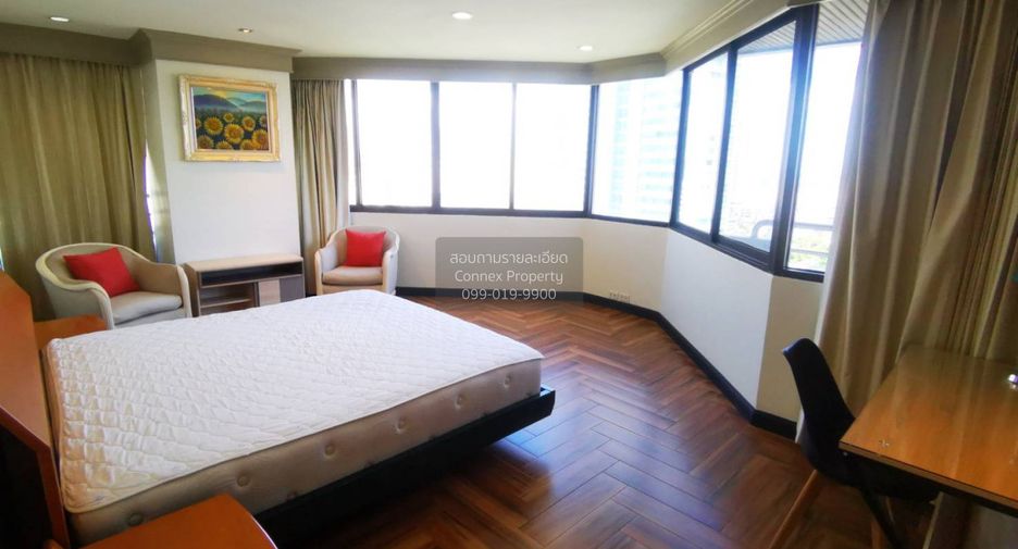 For sale 2 bedrooms condo in Khlong Toei, Bangkok