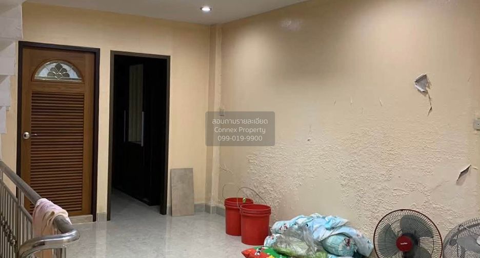 Gewerbefläche zum Kauf mit 2 Zimmer in Chom Thong, Bangkok