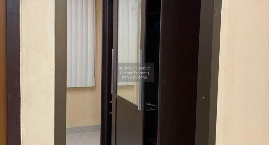 Gewerbefläche zum Kauf mit 2 Zimmer in Chom Thong, Bangkok