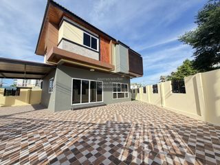 Продажа 3 спальни дом в Mueang Chon Buri, Чонбури