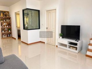Casa adosada en venta de 4 habitaciones en Bang Bua Thong, Nonthaburi