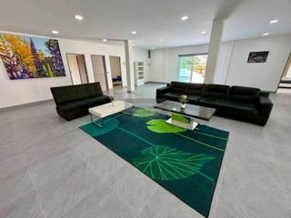 Villa zum Kauf mit 6 Zimmer in Bang Lamung, Chonburi