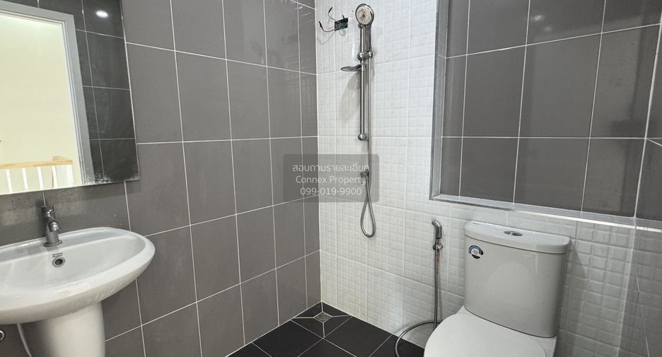 Продажа 3 спальни дом в Mueang Pathum Thani, Патумтани