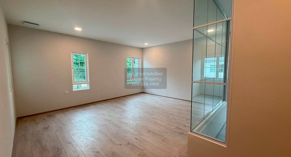 For sale 4 bedrooms house in Nong Khaem, Bangkok