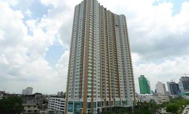 Продажа 1 кровать кондо в Кхлонг Сан, Бангкок